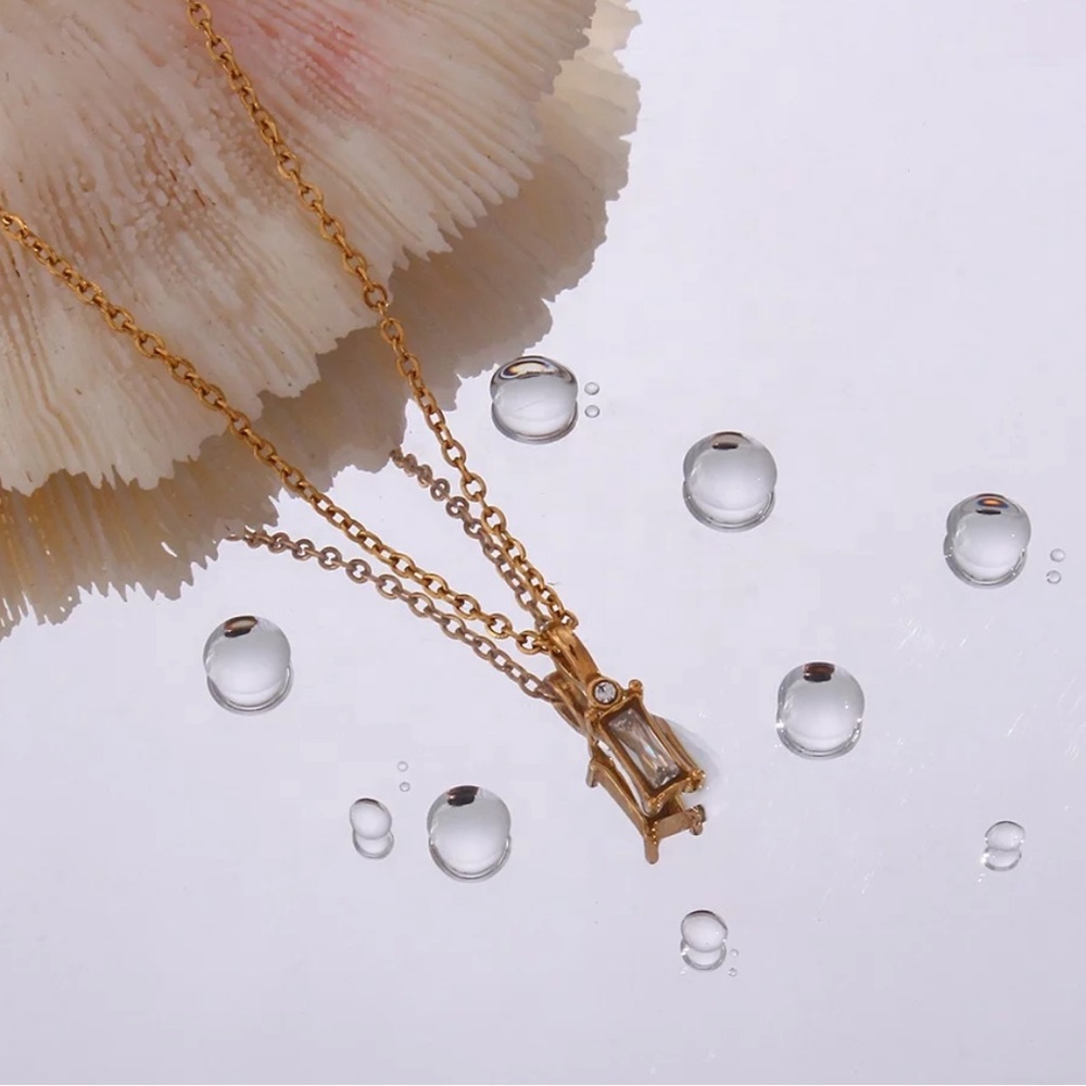 New 18K Gold Mini Square Clear Pendant Necklace, nice Necklace, cute Necklace - Picture 7 of 8